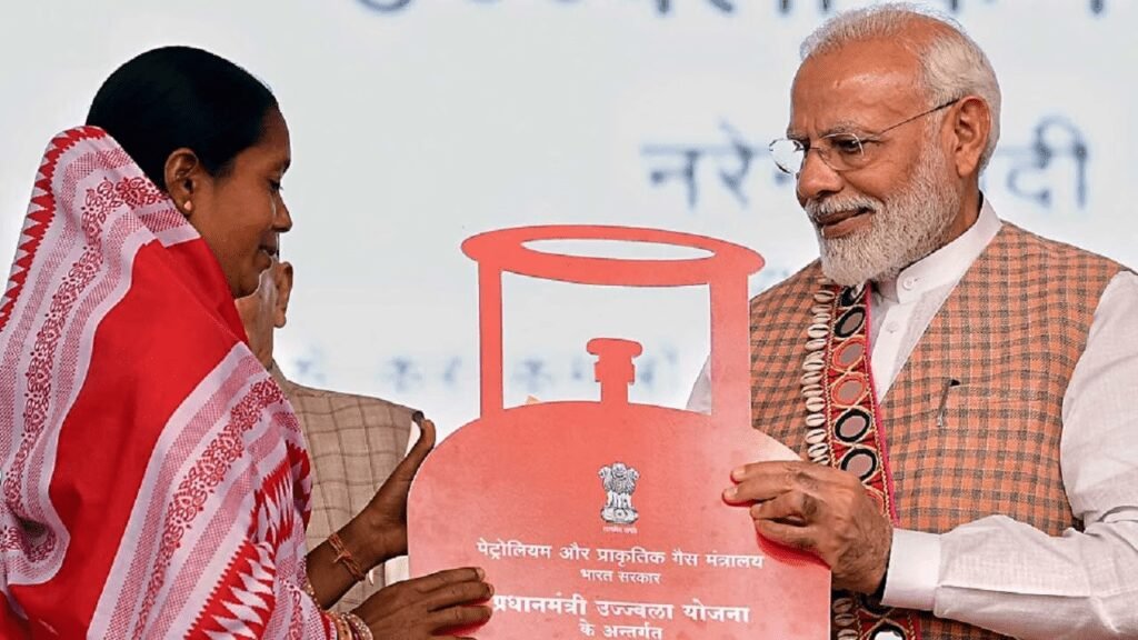 LPG Gas Cylinder: भारत में महंगाई का एक संकेत 2024