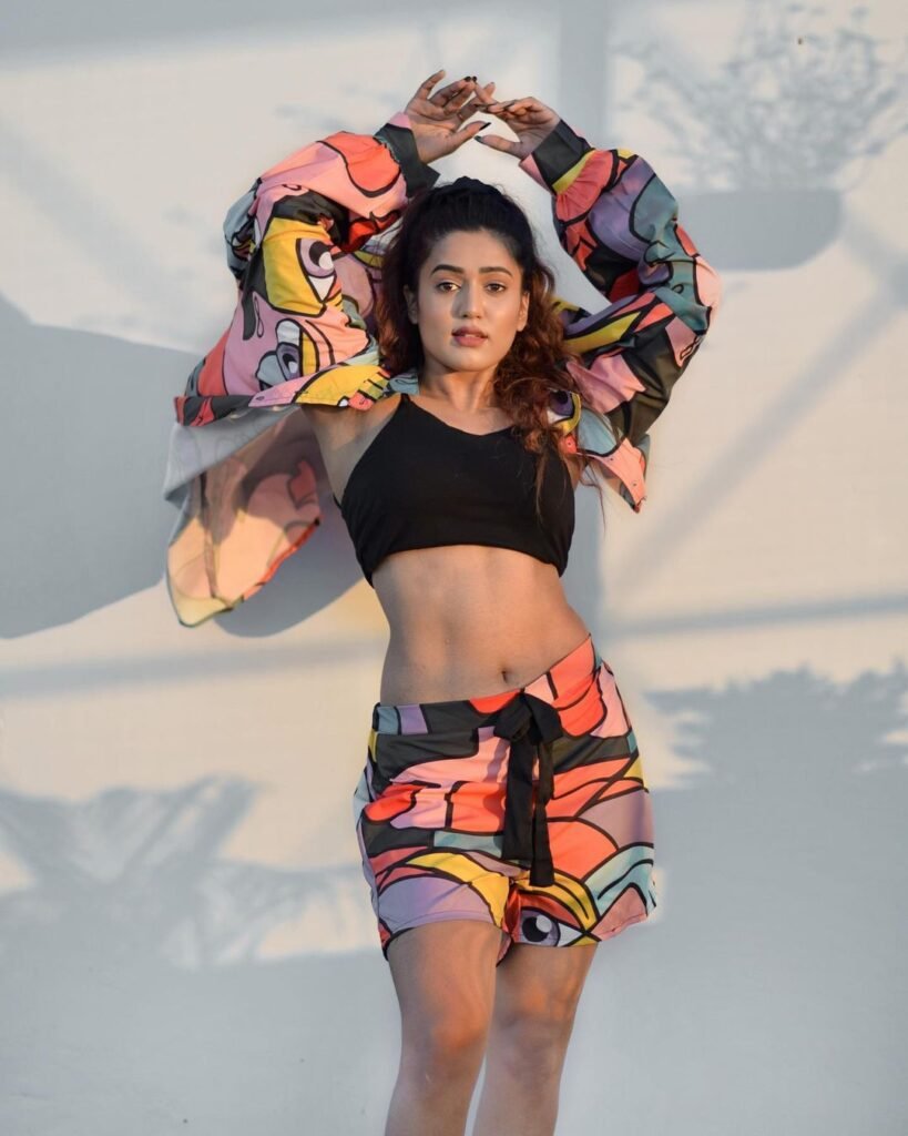 Garima Chaurasia: Instagram की रानी कैसे बनीं! | टिकटॉक से लेकर फैशन मॉडलिंग तक का सफर!"