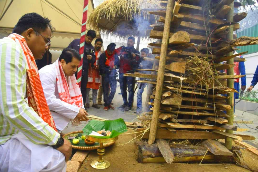 Magh Bihu 2024: असम के खेतों से जुड़ा उत्सव और फसल की समाप्ति का संकेत